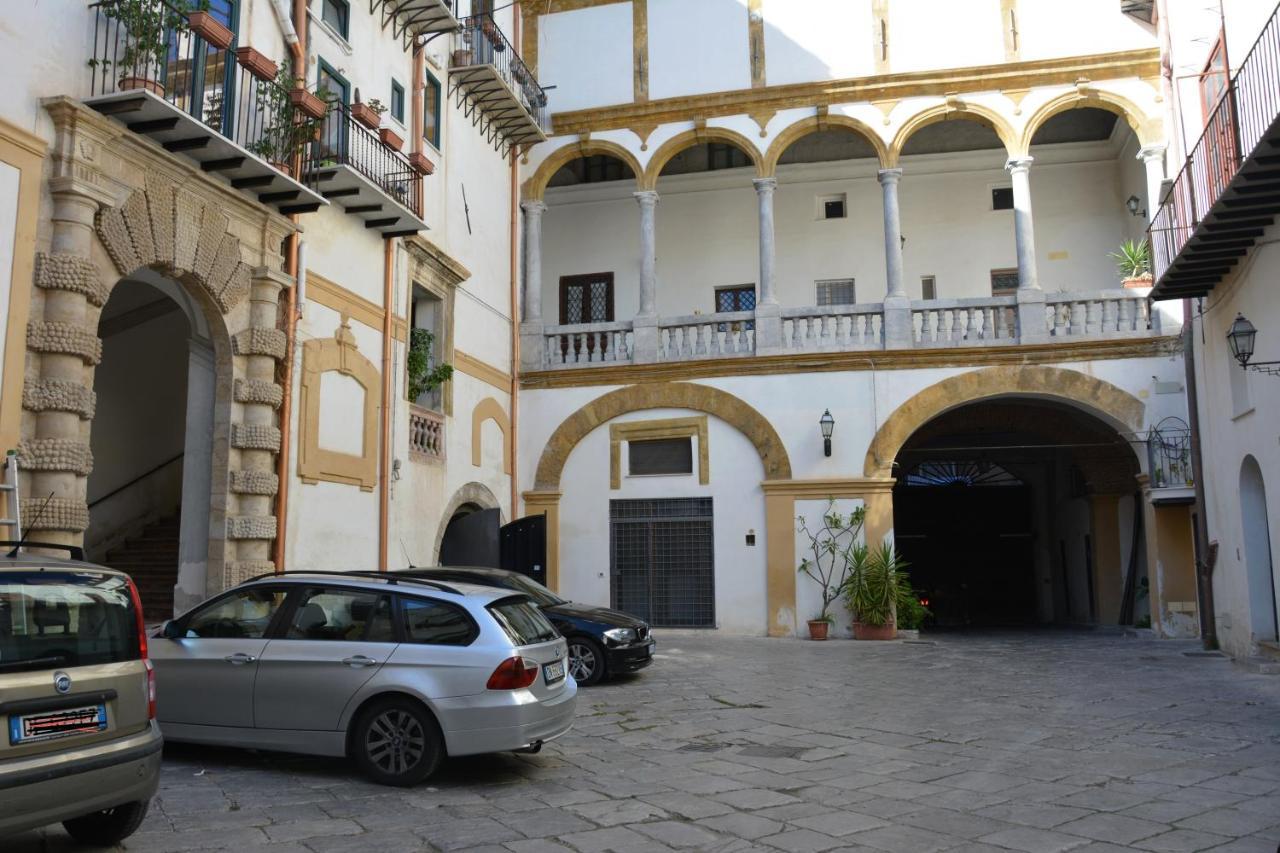 Daysin Apartment Palermo Bagian luar foto