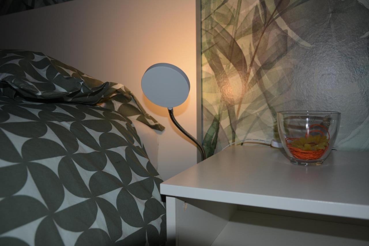 Daysin Apartment Palermo Bagian luar foto
