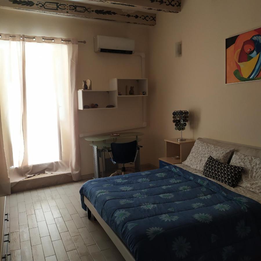 Daysin Apartment Palermo Bagian luar foto